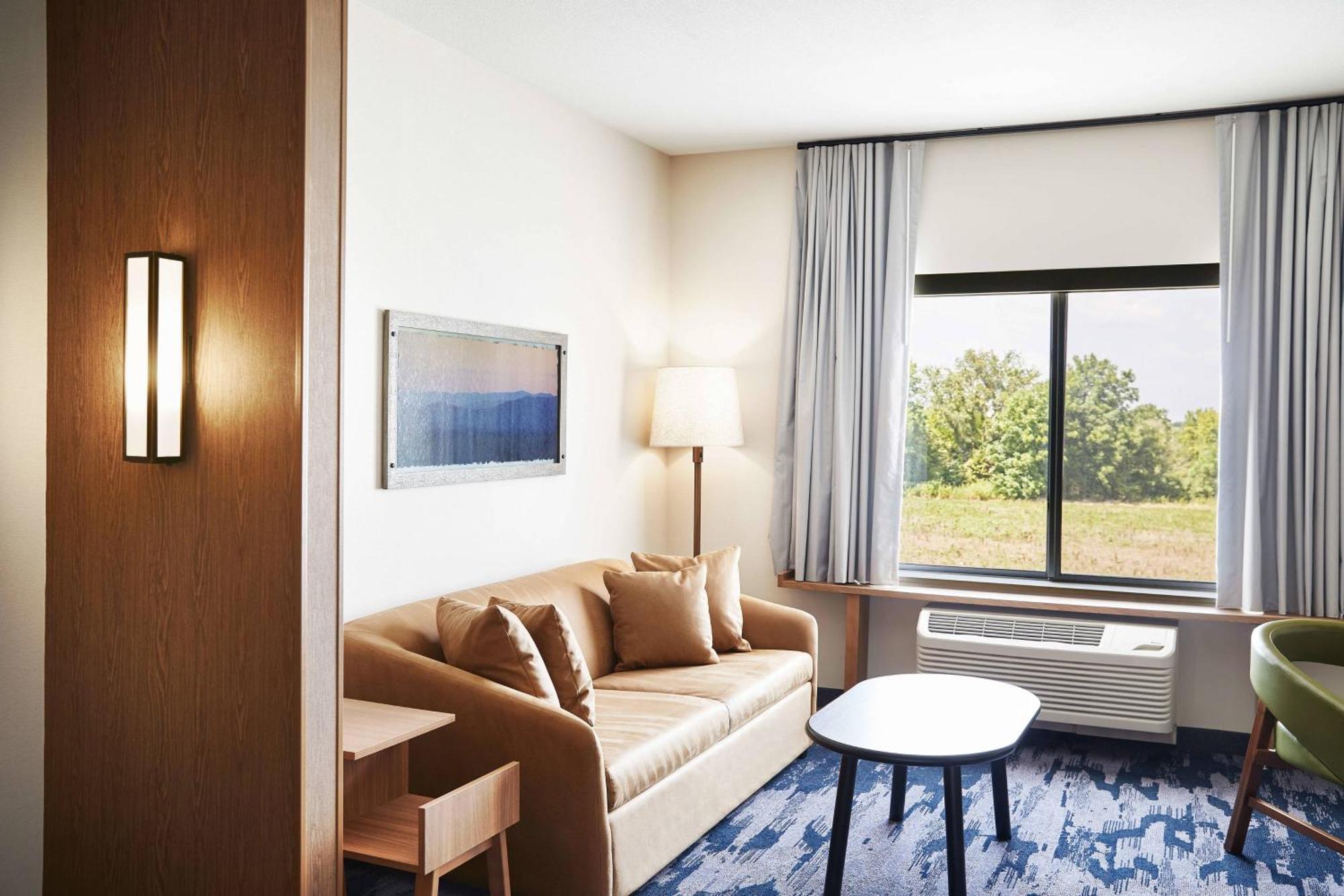 Fairfield Inn & Suites By Marriott Kansas City Belton מראה חיצוני תמונה