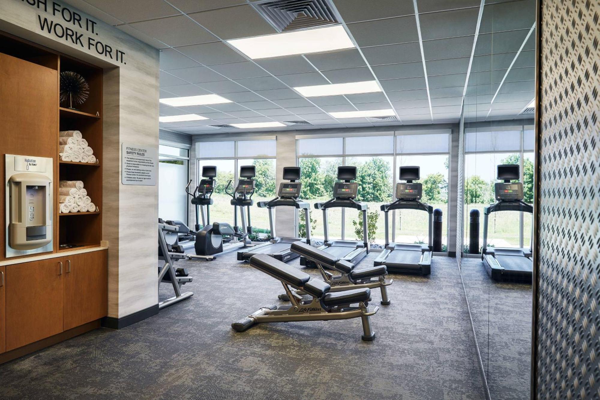 Fairfield Inn & Suites By Marriott Kansas City Belton מראה חיצוני תמונה