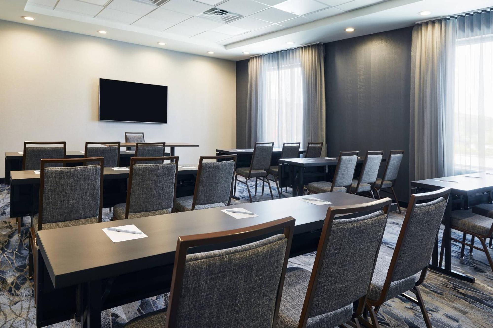 Fairfield Inn & Suites By Marriott Kansas City Belton מראה חיצוני תמונה